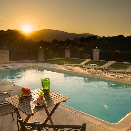 Superb Villa With Private Pool Peaceful Location Sami  Dış mekan fotoğraf