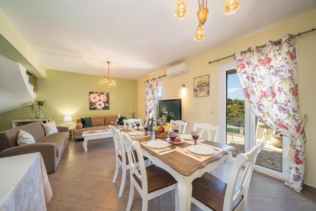 Superb Villa With Private Pool Peaceful Location Sami  Dış mekan fotoğraf